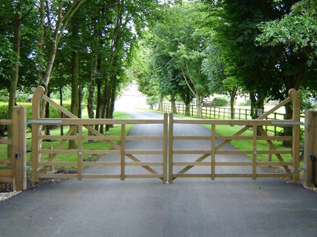 Wooden Entrance Gates | Oxley Doors, Gates and Shutters